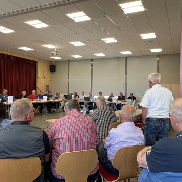 Emotionale Diskussion über Verkehrsberuhigung in der Altstadt